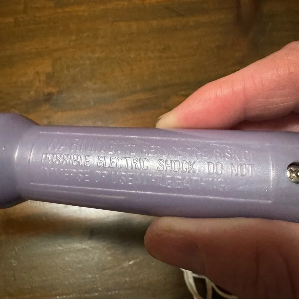 Vidal Sassoon VS122 1 Inch Barrel Pro Curling Iron Waves Y2K Purple Tested Works